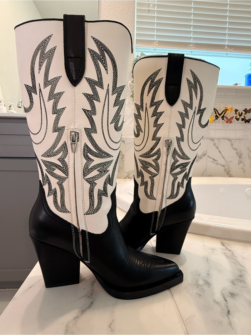 Dolce Vita Blanch boot black and white size 6 - Picture 4 of 7